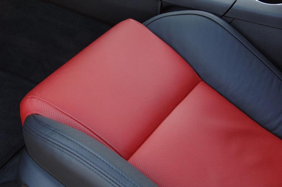  Pontiac G8 GXP 2009 года  (фото 39 из 79)